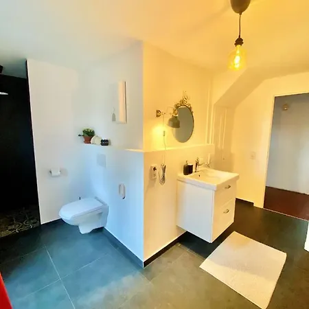 Get-your-flat - Mansard-wohnung In 3 Zr Kue Bad, 85 M2, Bis 4 Gaeste , Haustier Auf Anfrage - Ruhig & Naturnah - Hagen (Arnsberg)