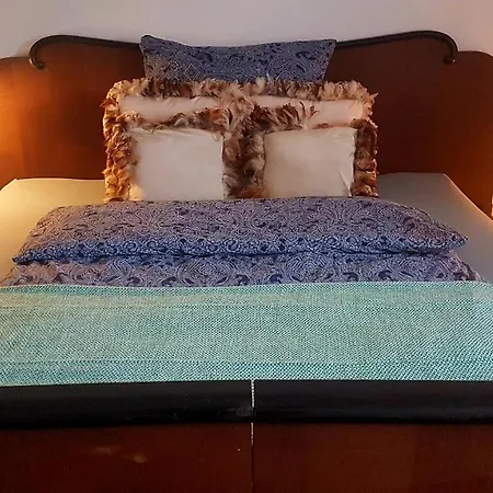 Apartament Get-your-flat - Mansard-wohnung In 3 Zr Kue Bad, 85 M2, Bis 4 Gaeste , Haustier Auf Anfrage - Ruhig & Naturnah - *