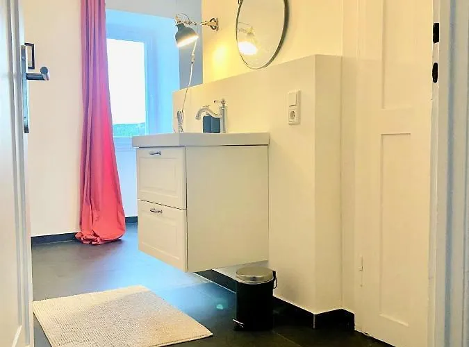 Get-your-flat - Mansard-wohnung In 3 Zr Kue Bad, 85 M2, Bis 4 Gaeste , Haustier Auf Anfrage - Ruhig & Naturnah - Hagen (Arnsberg)